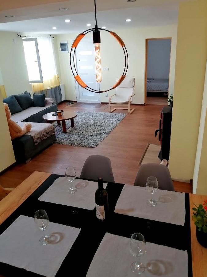 Nikas Apartman 돈지 밀라노바츠 외부 사진